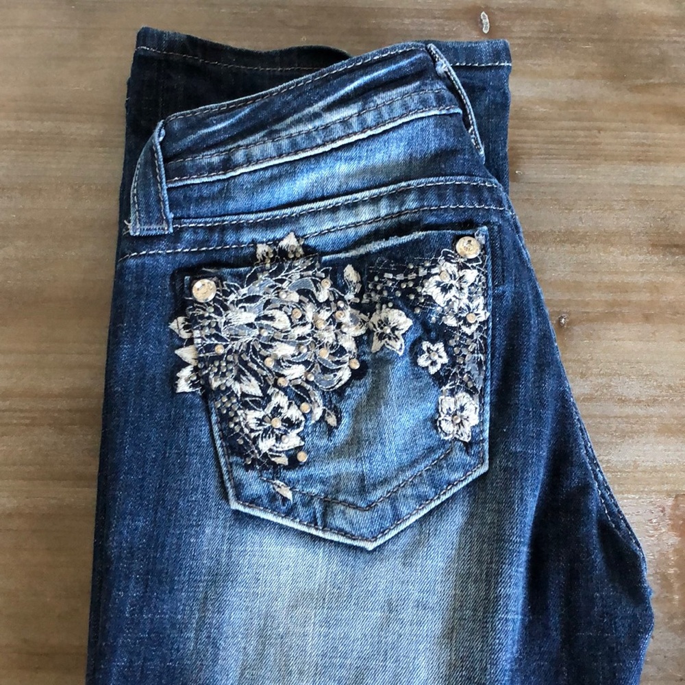 Miss Me boot cut jeans Sz 26